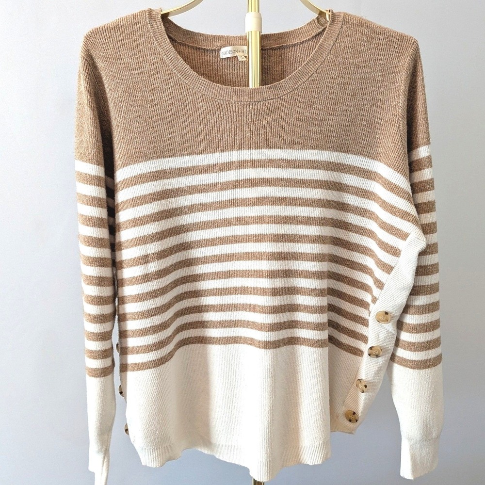 Madison + Hudson Sweater Womens 2X Tan White Striped‎ Side Button Coastal Preppy